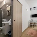 Family-friendly With Swimming Pool Drenje - - 23001 Appartamento