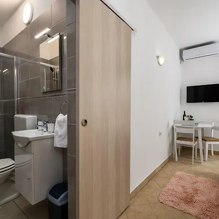 With A Swimming Pool Drenje, Labin - 23001 Apartment